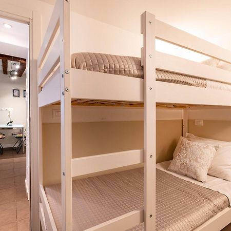 San Giacomo Pied-A-Terre House By Wonderful Italy เวนิส ภายนอก รูปภาพ