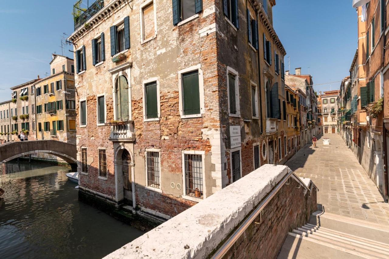 San Giacomo Pied-A-Terre House By Wonderful Italy เวนิส ภายนอก รูปภาพ
